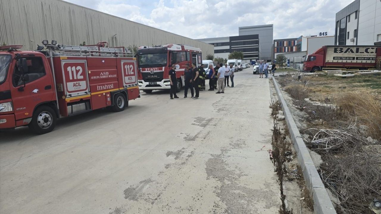 Tekirdağ'da Anestezi Gazı Üreten Fabrikada Patlama: 2 İşçi Hayatını Kaybetti