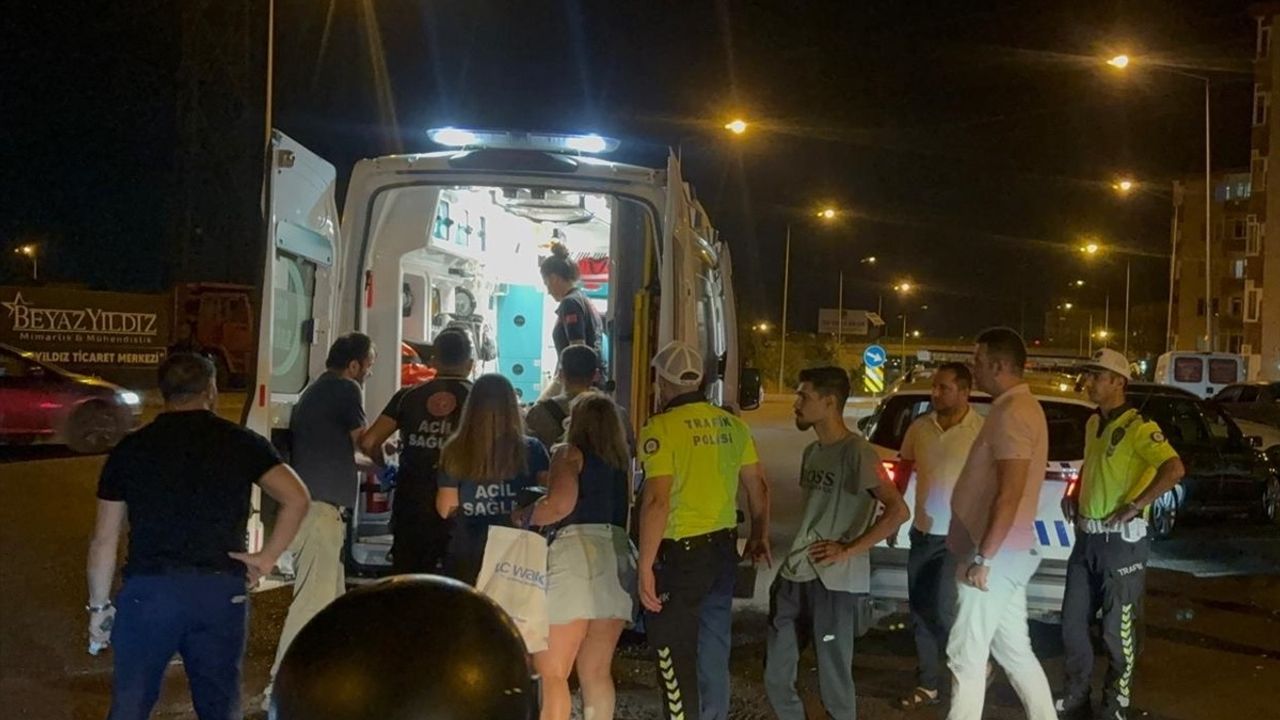 Tekirdağ'da Yaya Geçidinde Trafik Kazası: Bir Kadın Ağır Yaralandı