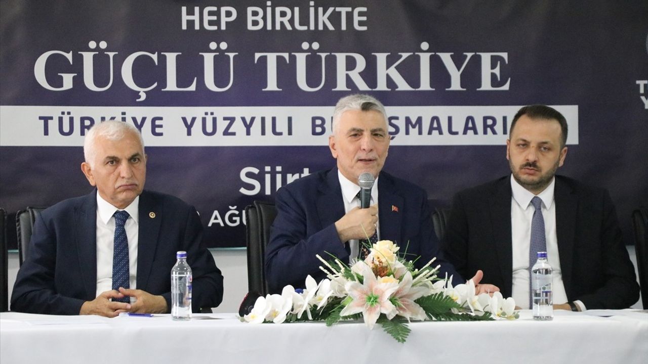 Ticaret Bakanı Ömer Bolat, Siirt'te Ekonomi ve İstikrar Vurgusu Yaptı
