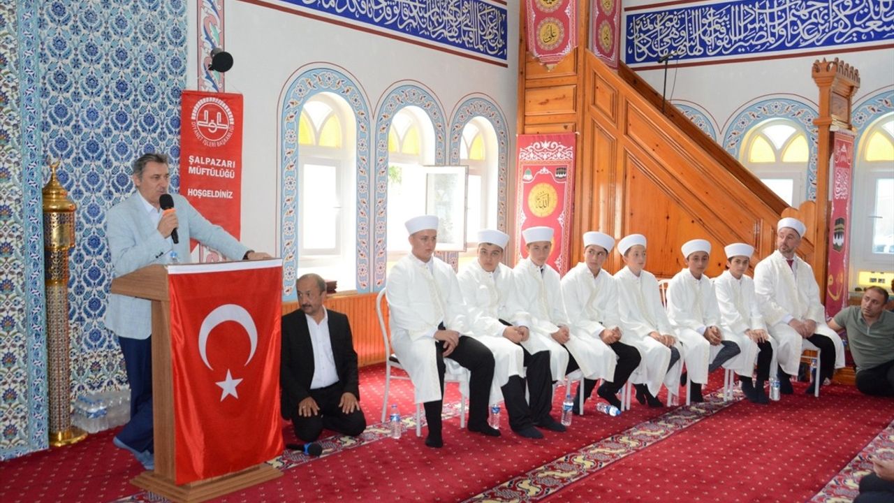 Trabzon'da Hafızlık İcazet Töreni Gerçekleştirildi