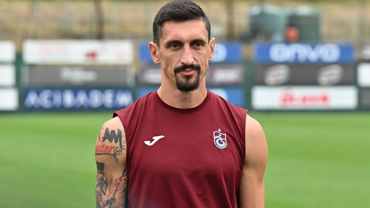 Trabzonspor'un Savunma Oyuncusu Savic: "Daha İyi Futbol Oynayacağız"