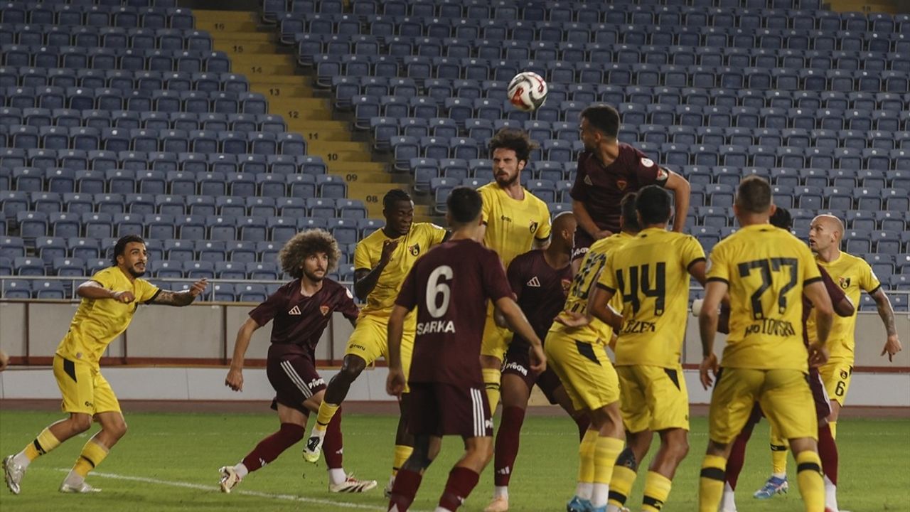 Trendyol 1. Lig'de Atakaş Hatayspor ve İstanbulspor Berabere Kaldı