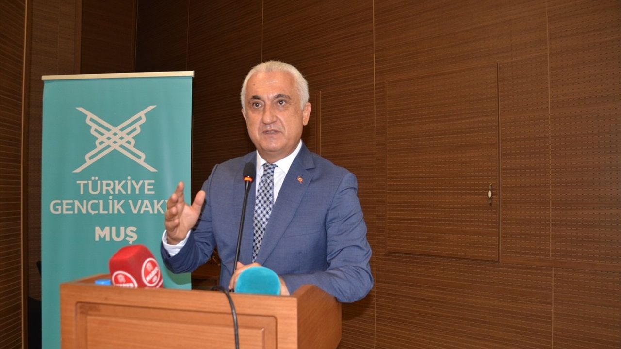 TÜGVA Yaz Okulu Kapanış Programı Muş'ta Gerçekleşti