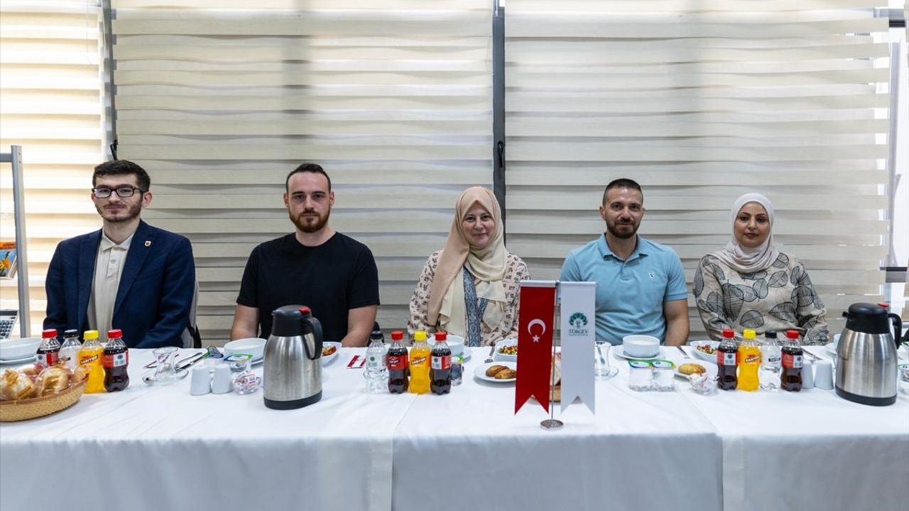 TÜRGEV'in Pusula Projesi İstanbul'da Devam Ediyor