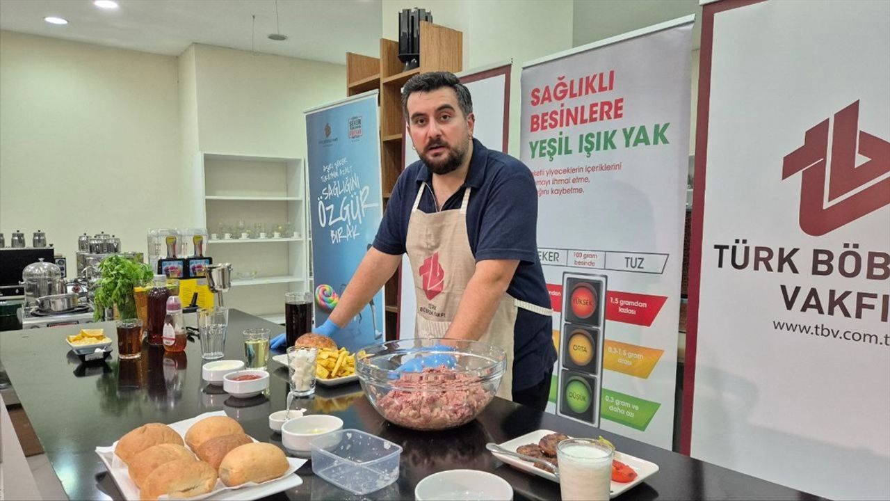 Türk Böbrek Vakfı Zeytinburnu'nda Sağlıklı Mutfak Etkinliği Düzenledi