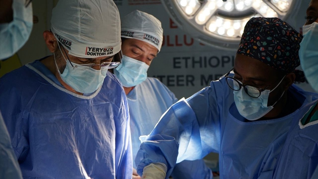 Yeryüzü Doktorları Derneği Etiyopya Sağlık Kampını Tamamladı