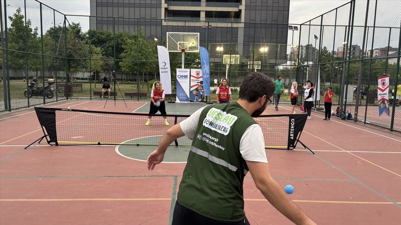 Yeşilay Samsun'da Pickleball Turnuvası İle Bağımlılığa Dikkat Çekti