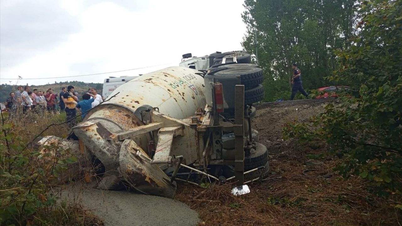 Zonguldak'ta Beton Mikserinin Devrilmesi: Bir Kişi Hayatını Kaybetti