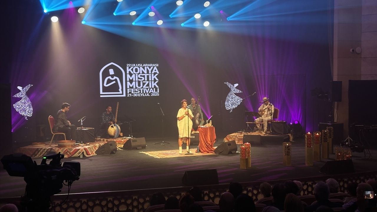 22. Uluslararası Konya Mistik Müzik Festivali Coşku İçinde Devam Ediyor