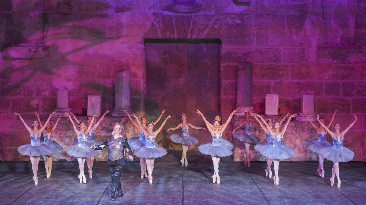 32. Uluslararası Aspendos Opera ve Bale Festivali'nde "Don Kişot" Balesi