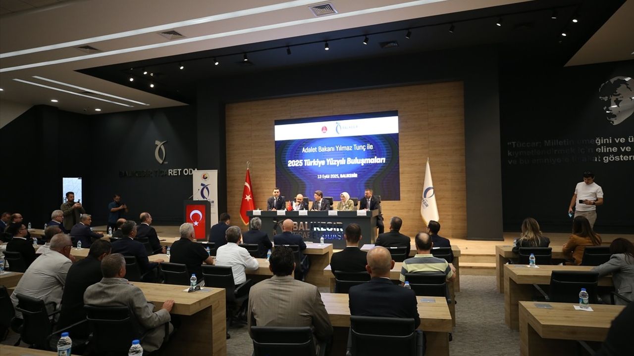 Adalet Bakanı Yılmaz Tunç Balıkesir'de Temaslarda Bulundu