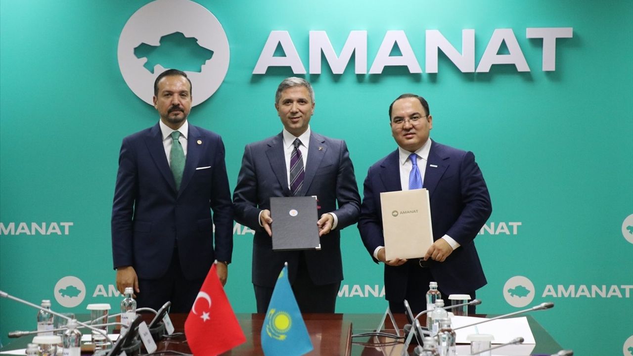AK Parti ve Amanat Partisi Arasında İşbirliği Mutabakatı İmzalandı