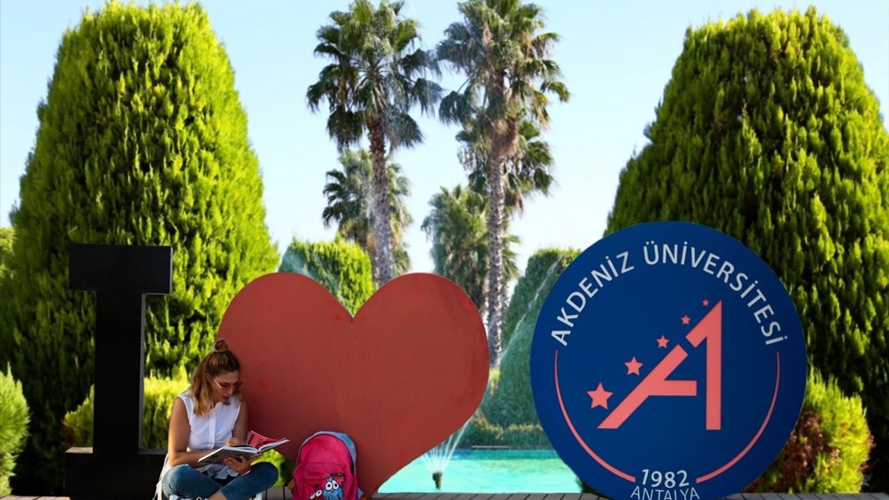 Akdeniz Üniversitesi Kontenjanları Yüzde 100 Doldurdu