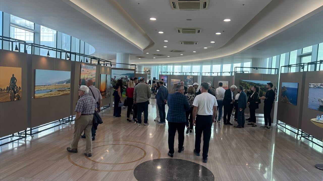Ankara'da 'Candan Anadolu' Fotoğraf Sergisi Açıldı