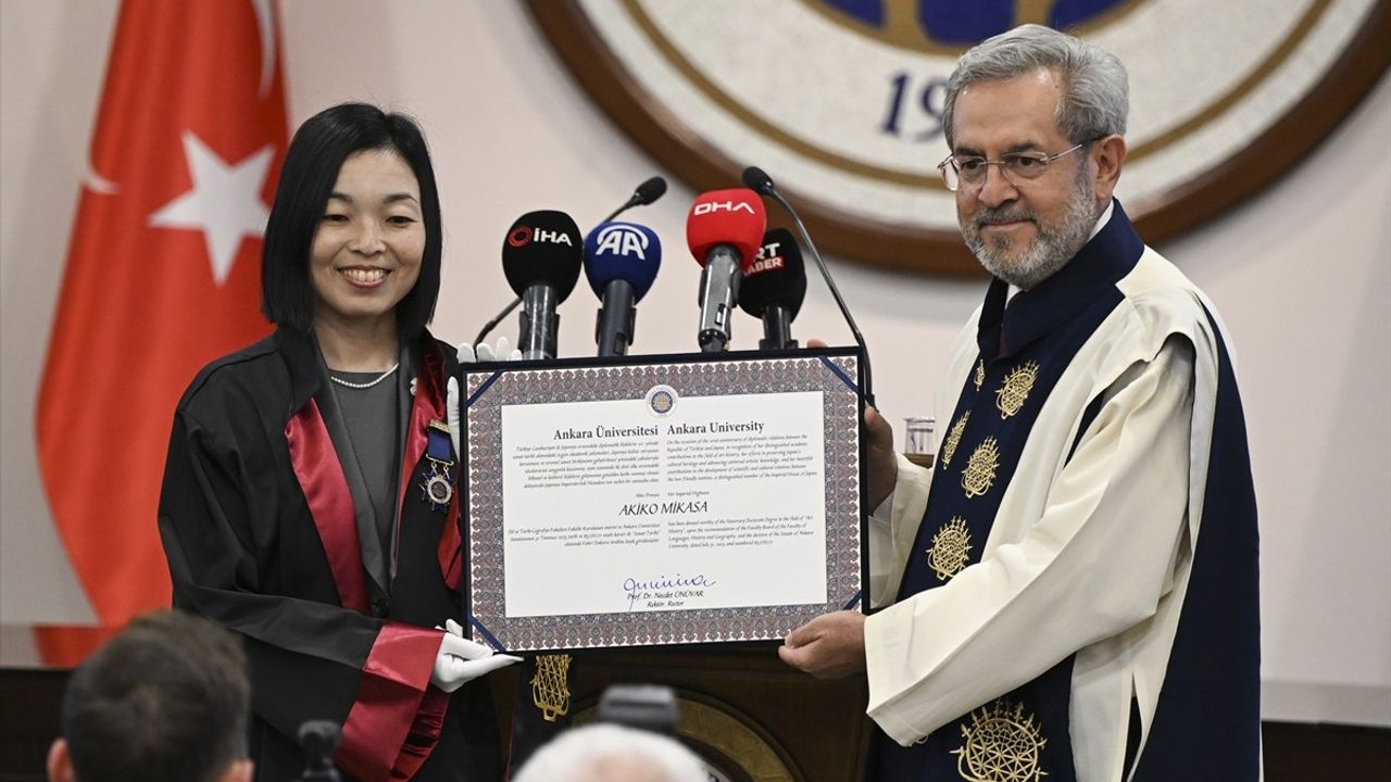 Ankara Üniversitesi, Prenses Akiko Mikasa'ya Fahri Doktora Unvanı Verdi
