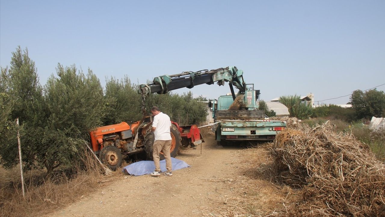 Antalya'da Traktör Altında Kalma Faciası