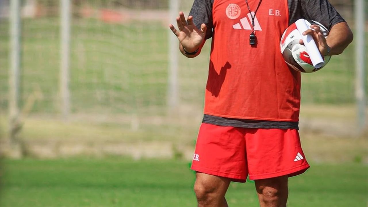 Antalyaspor, Fenerbahçe ile Kritik Maça Çıkıyor