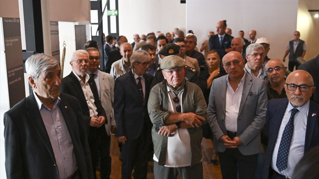 Asker Ressamlar Sergisi Ankara Kültür Yolu Festivali Kapsamında Açıldı
