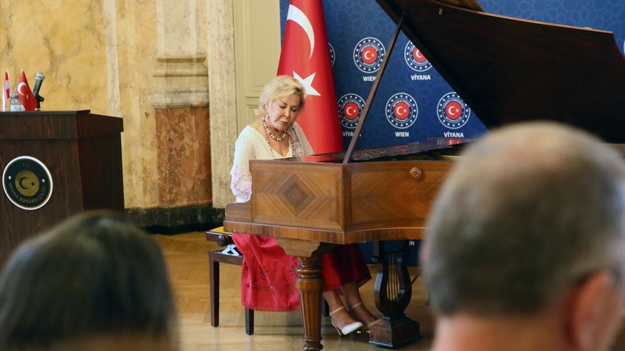 Avusturya'da 30 Ağustos Zafer Bayramı Resepsiyonu