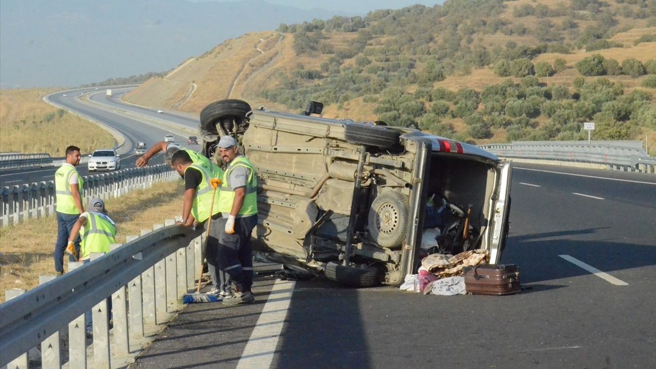 Aydın'da Minibüs Kazası: 1 Ölü, 2 Yaralı