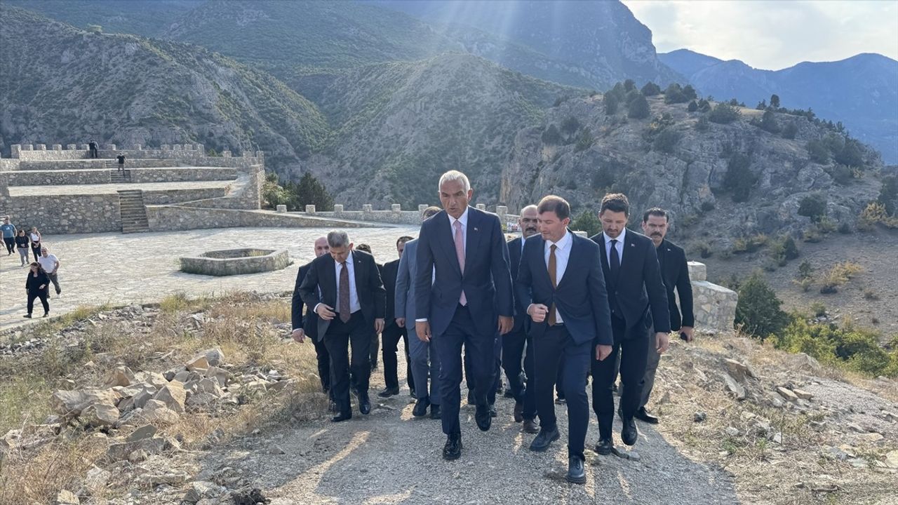 Bakan Ersoy Artvin'deki Turizm Alanlarını İnceledi
