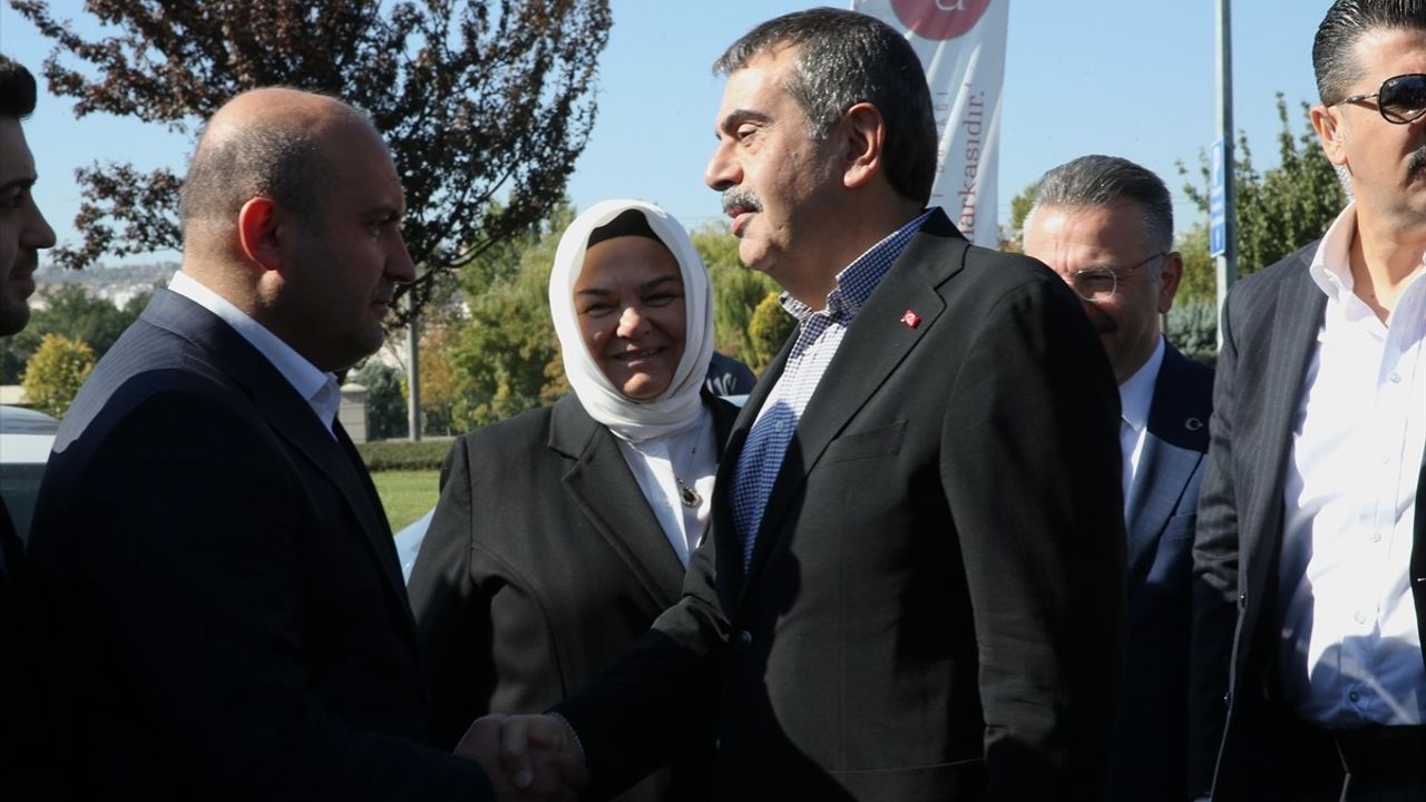 Bakan Tekin'den Gaziler Günü'nde Anlamlı Mesajlar