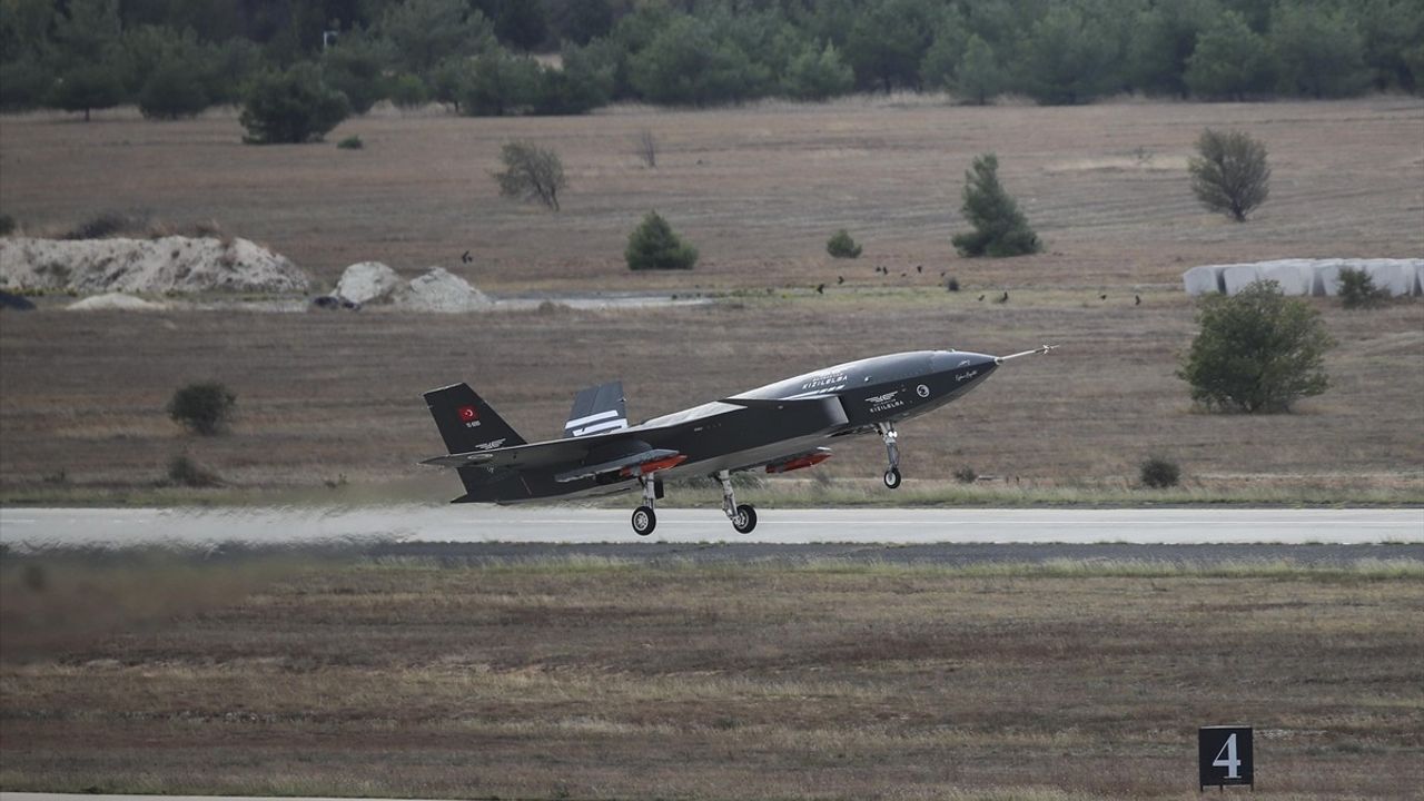 Bayraktar KIZILELMA'nın Mühimmatlı Uçuş Testi Başarıyla Tamamlandı