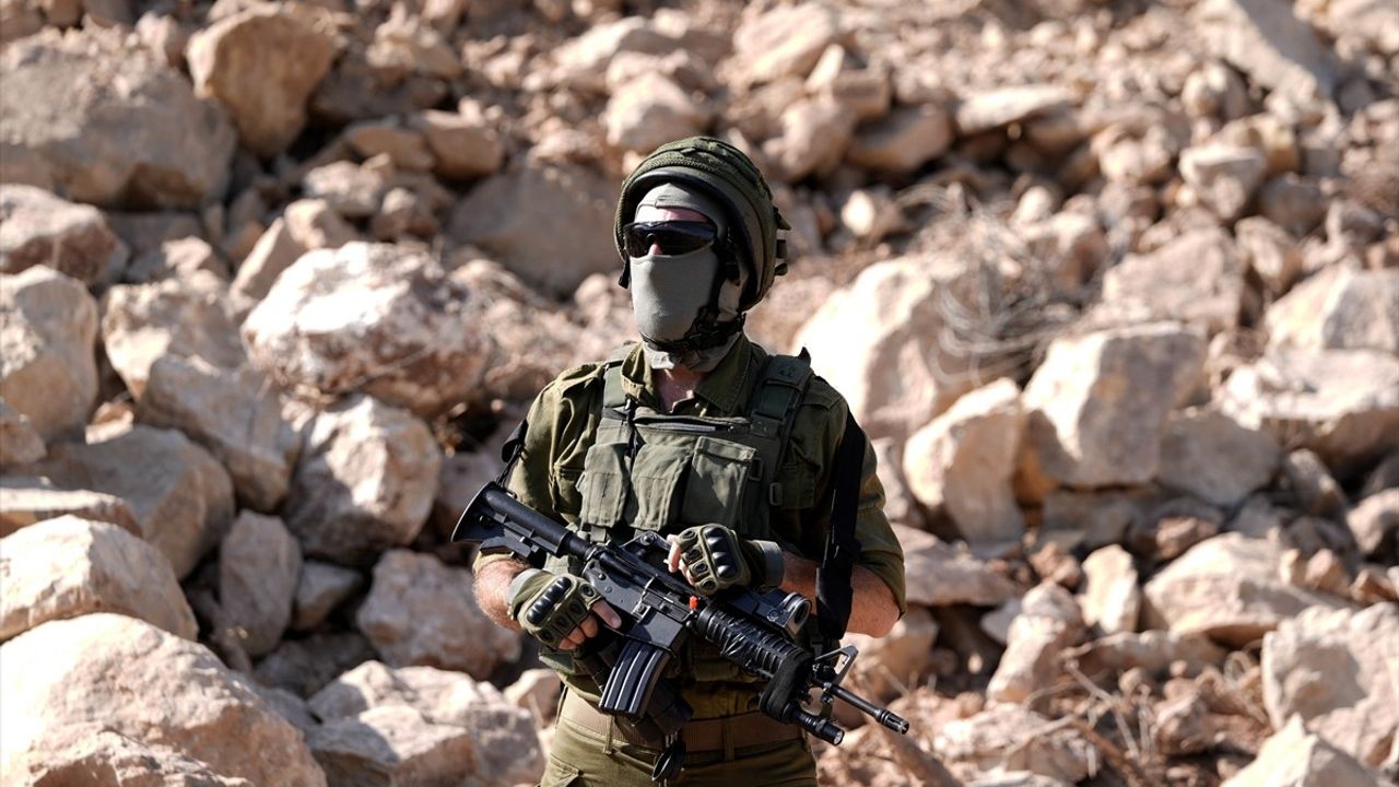 Beyt Ur el-Fevga'da İsrail'in Kuşatma Tehdidine Karşı Protesto