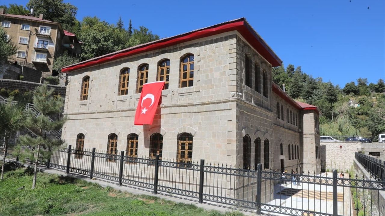 Bitlis'teki Cumhuriyet Dönemi Okulu Restore Edildi