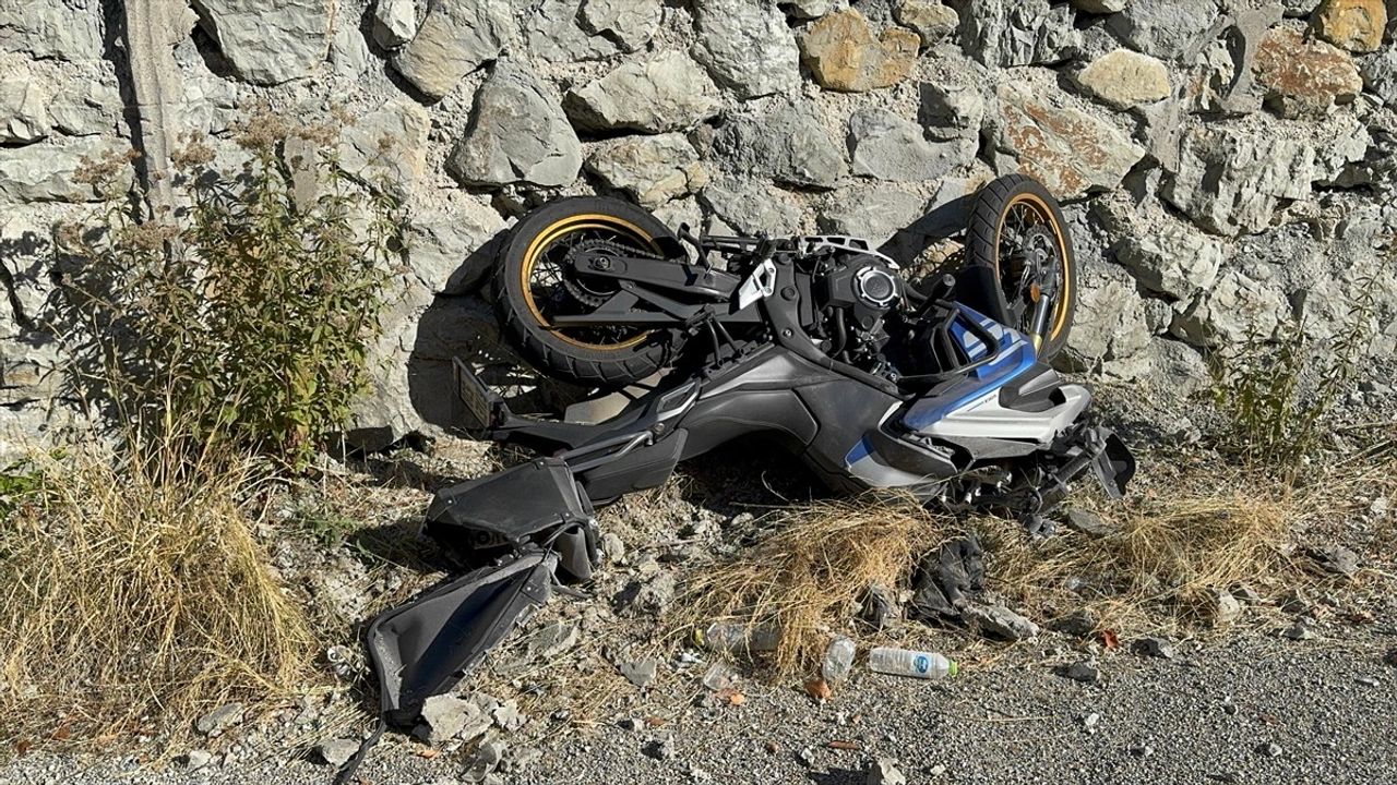 Bolu'da Motosiklet Kazası: Polis Memuru Hayatını Kaybetti