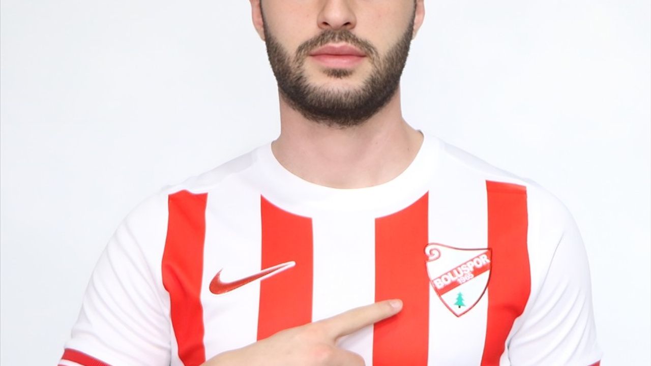 Boluspor, Orta Saha Oyuncusu Burak Topçu ile Anlaşma Sağladı