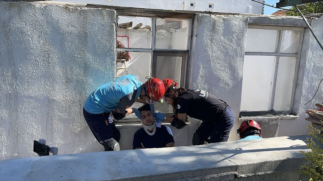 Burdur'da Deprem Tatbikatı: 5,7 Büyüklüğünde Senaryo Gerçekleşti
