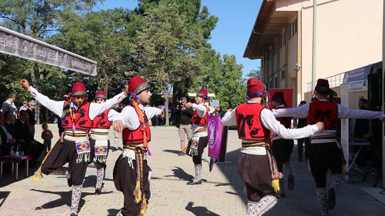 Burdur'da Ramazan Gökdoğan'a Yılın Ahisi Ödülü