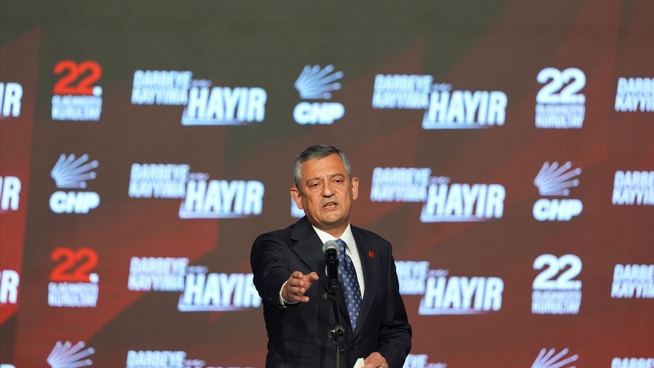 CHP 22. Olağanüstü Kurultayı Başladı