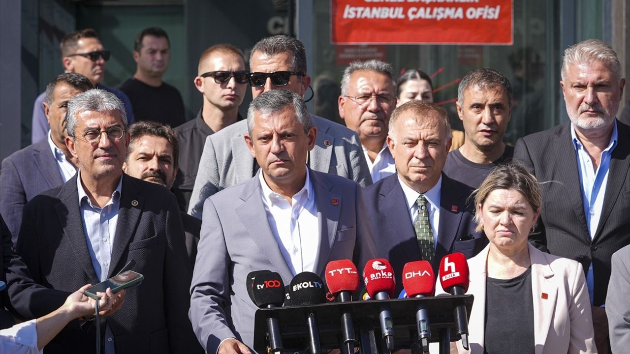 CHP Genel Başkanı Özgür Özel'in Açıklamaları ve Partinin Yol Haritası