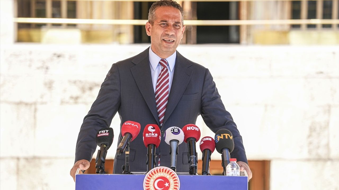 CHP Grup Başkanvekili Başarır'dan Özgür Özel ve Ekonomik sorunlara dikkat