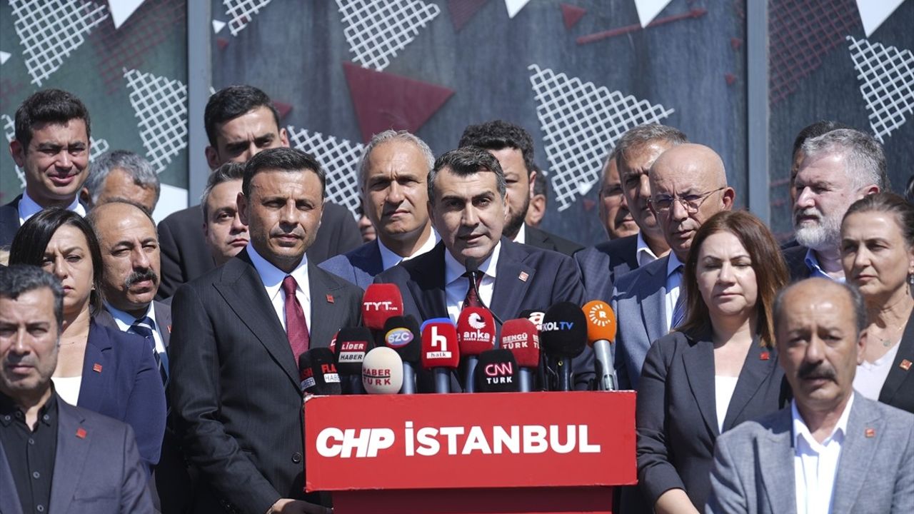 CHP İl Başkanları İstanbul'da Bir Araya Geldi