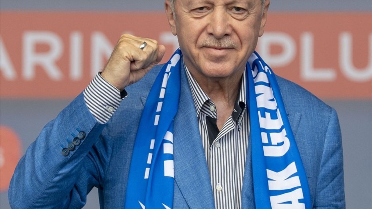 Cumhurbaşkanı Erdoğan, Deprem Sonrası Süreci Değerlendirdi