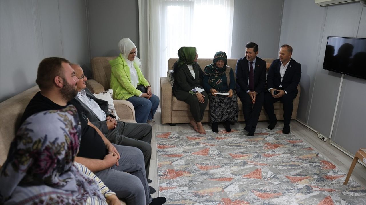 Cumhurbaşkanı Erdoğan'ın 'Terörsüz Türkiye' Mektubu Şehit Ailesine Ulaştı