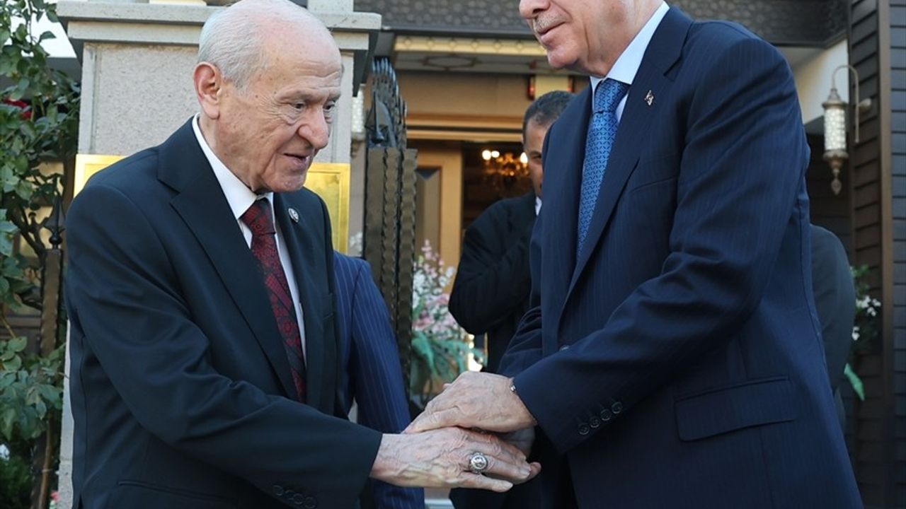 Cumhurbaşkanı Erdoğan, MHP Lideri Bahçeli ile Önemli Bir Görüşme Gerçekleştirdi