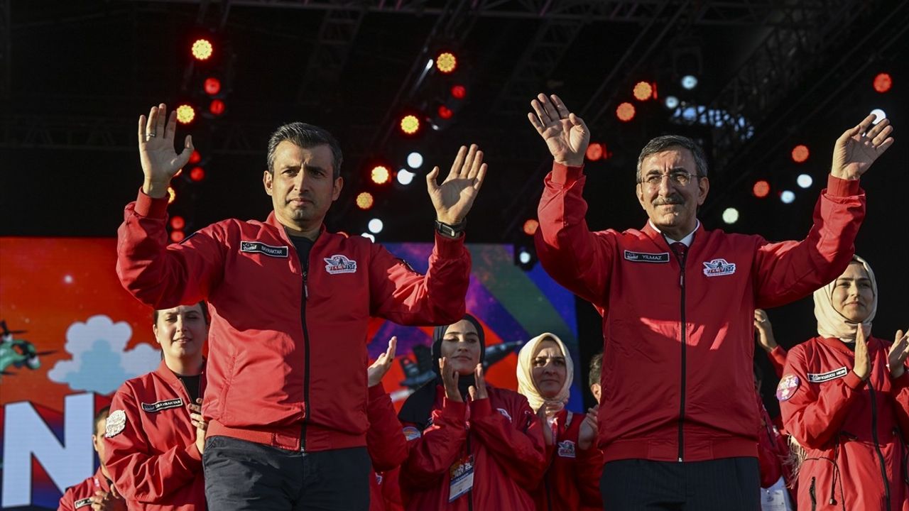 Cumhurbaşkanı Yardımcısı Yılmaz'dan TEKNOFEST Vurgusu
