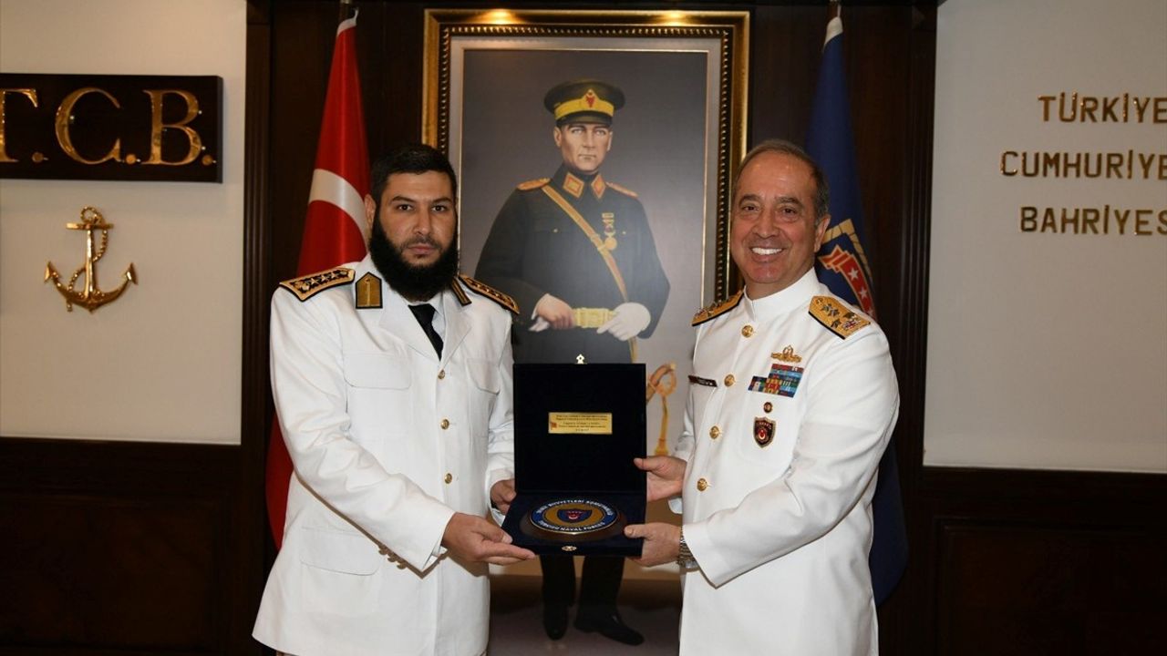 Deniz Kuvvetleri Komutanı Oramiral Tatlıoğlu, Suriye mevkidaşıyla buluştu