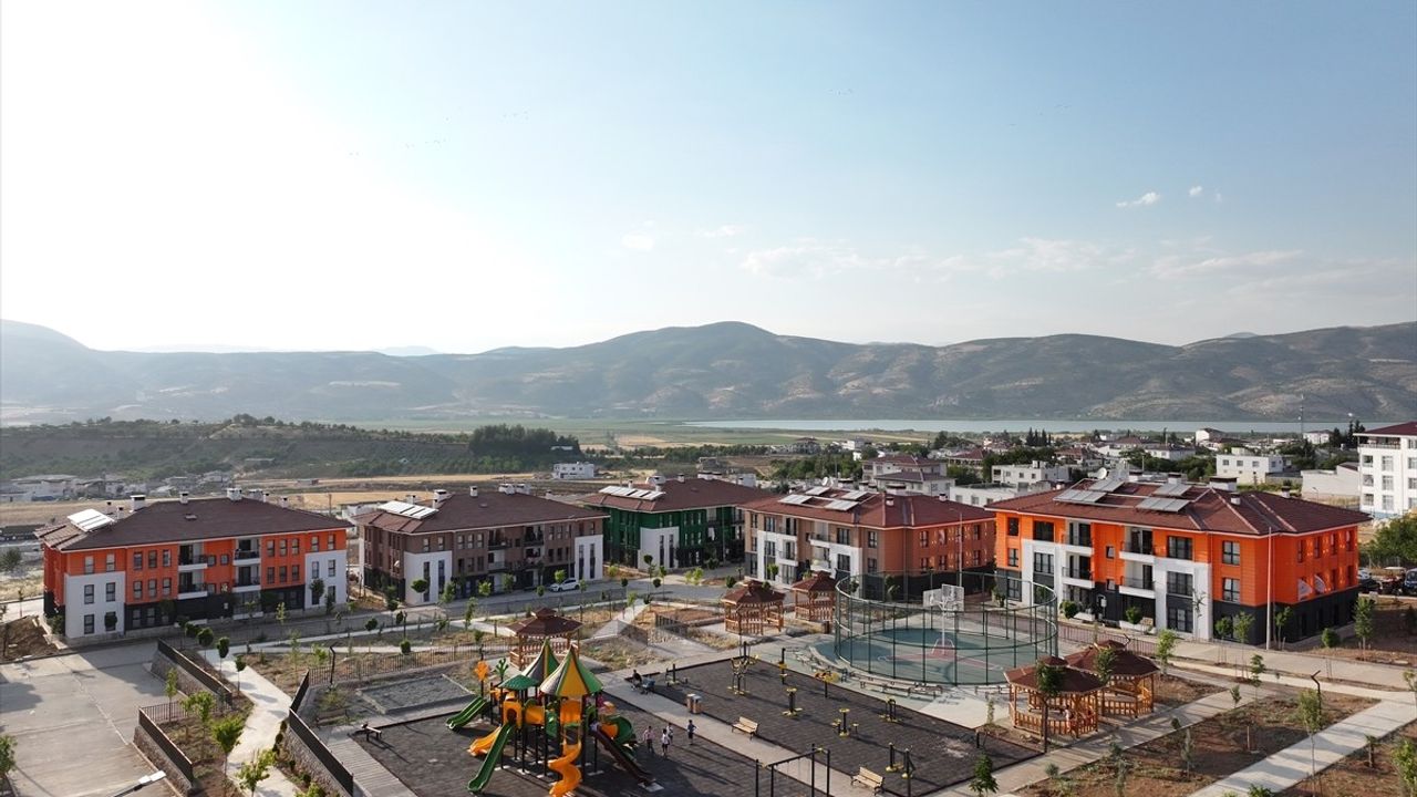 Deprem Bölgesinde 300 Bininci Konut Tamamlandı