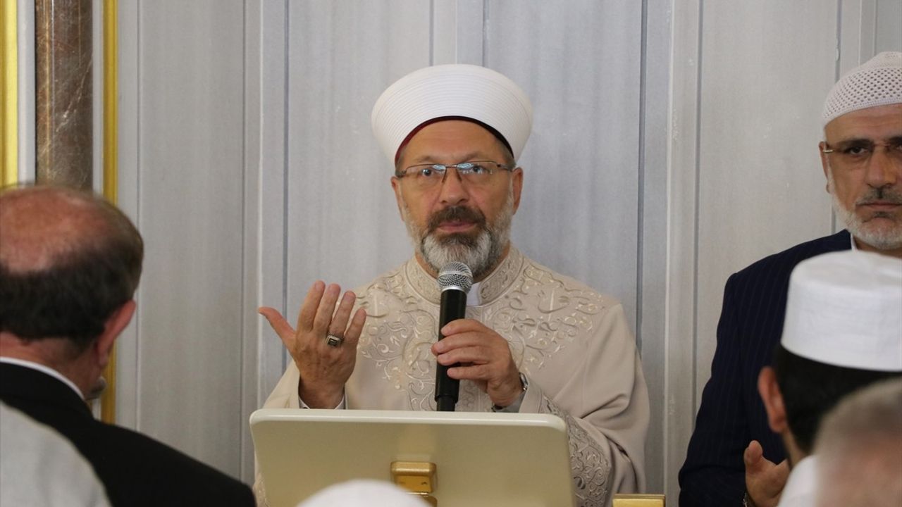 Diyanet İşleri Başkanı Ali Erbaş'tan Eğitimde Ahlak Vurgusu