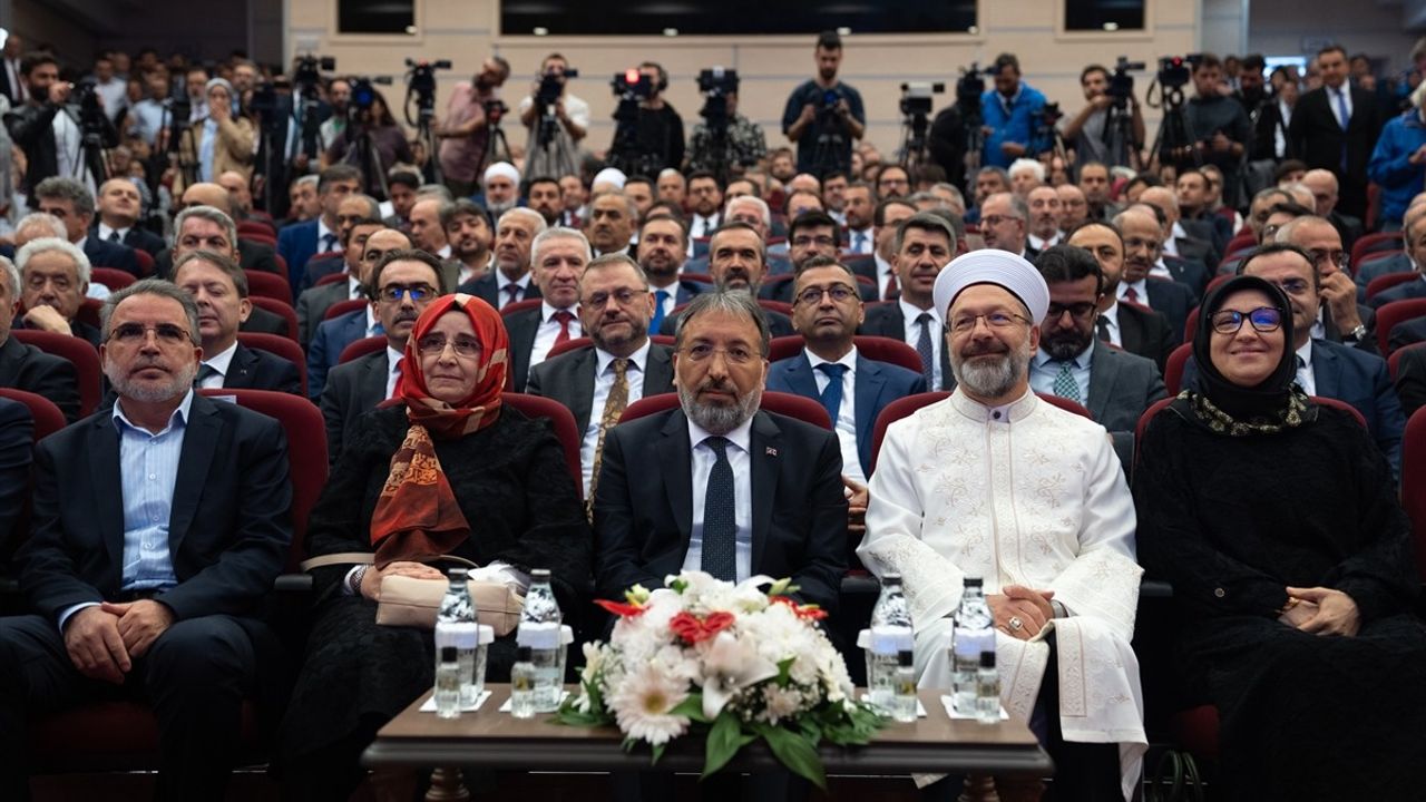 Diyanet İşleri Başkanlığında Devir Teslim Töreni