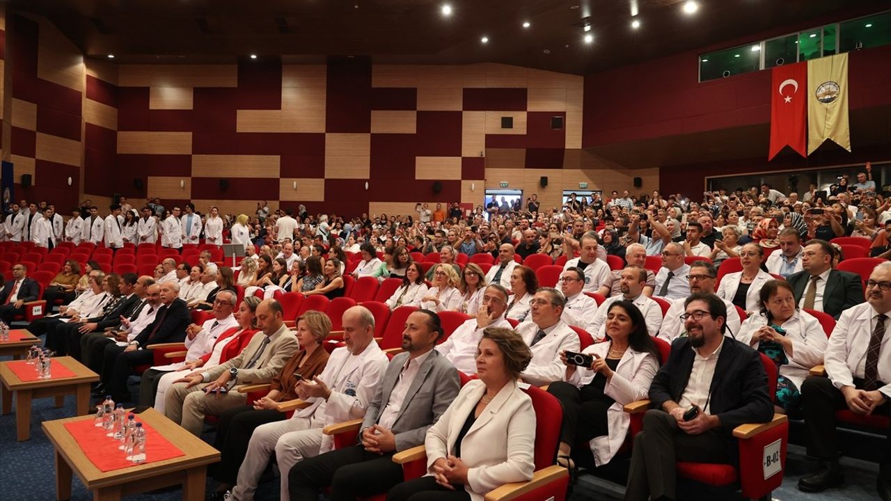 Edirne'de Beyaz Önlük Giyme Töreni Coşkusu