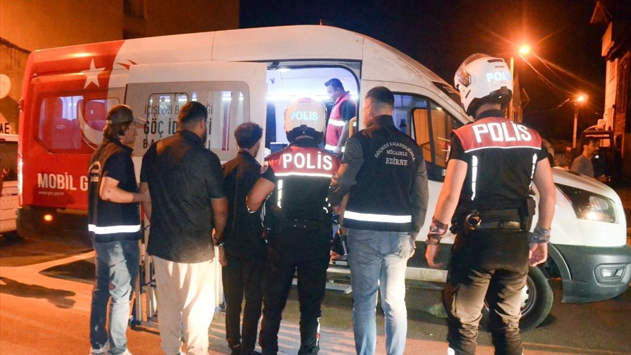 Edirne'de Düzensiz Göçmen Denetimi
