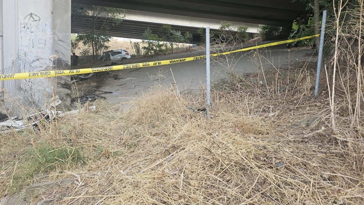 Edirne'de Trafik Kazası: Sürücü Hayatını Kaybetti