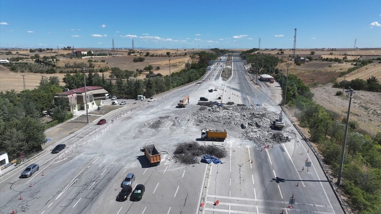 Edirne Otoyolu'nda Gişe Kapatma Çalışmaları Başladı