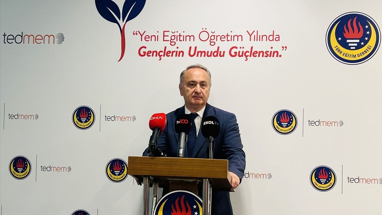Eğitimde Uzlaşı Çağrısı: Pehlivanoğlu'ndan Önemli Açıklamalar